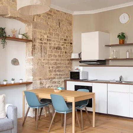 La Calade Charming * نيم